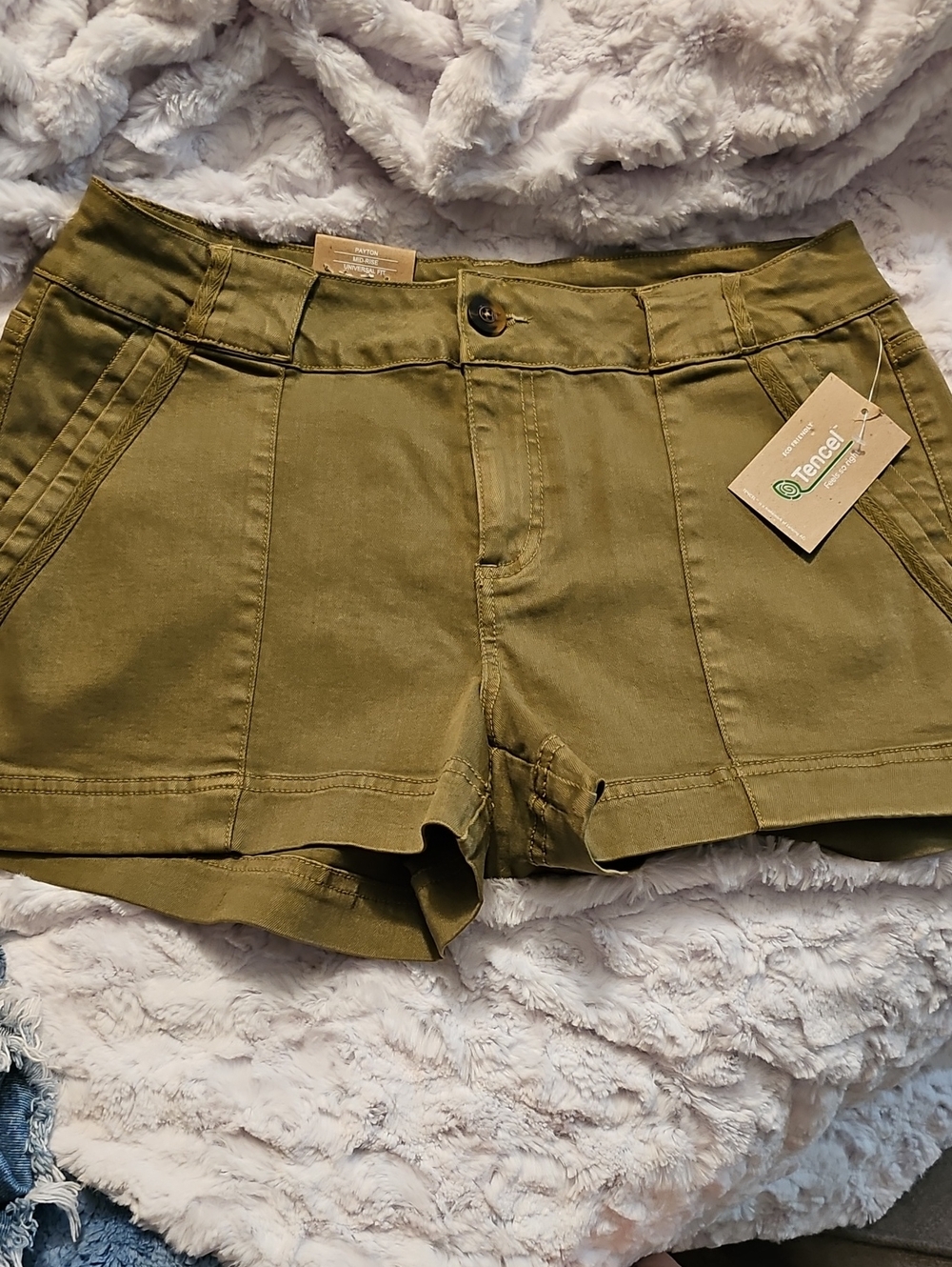 BKE Olive Green High-Waist Utility Shorts